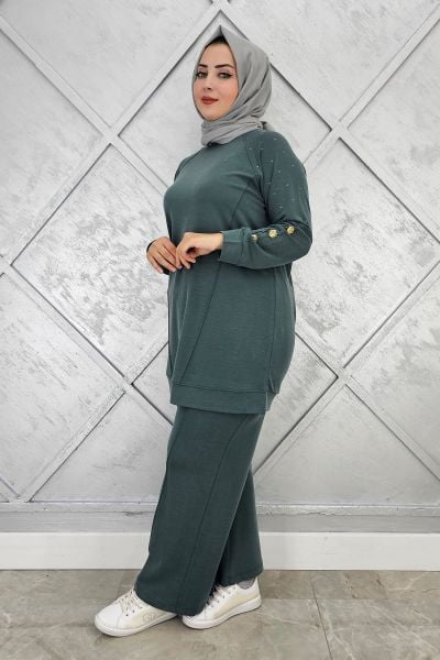 KADIN NERVÜR DİKİM DÜĞME DETAYLI TESETTÜR TAKIM YEŞİL - 4 BEDEN