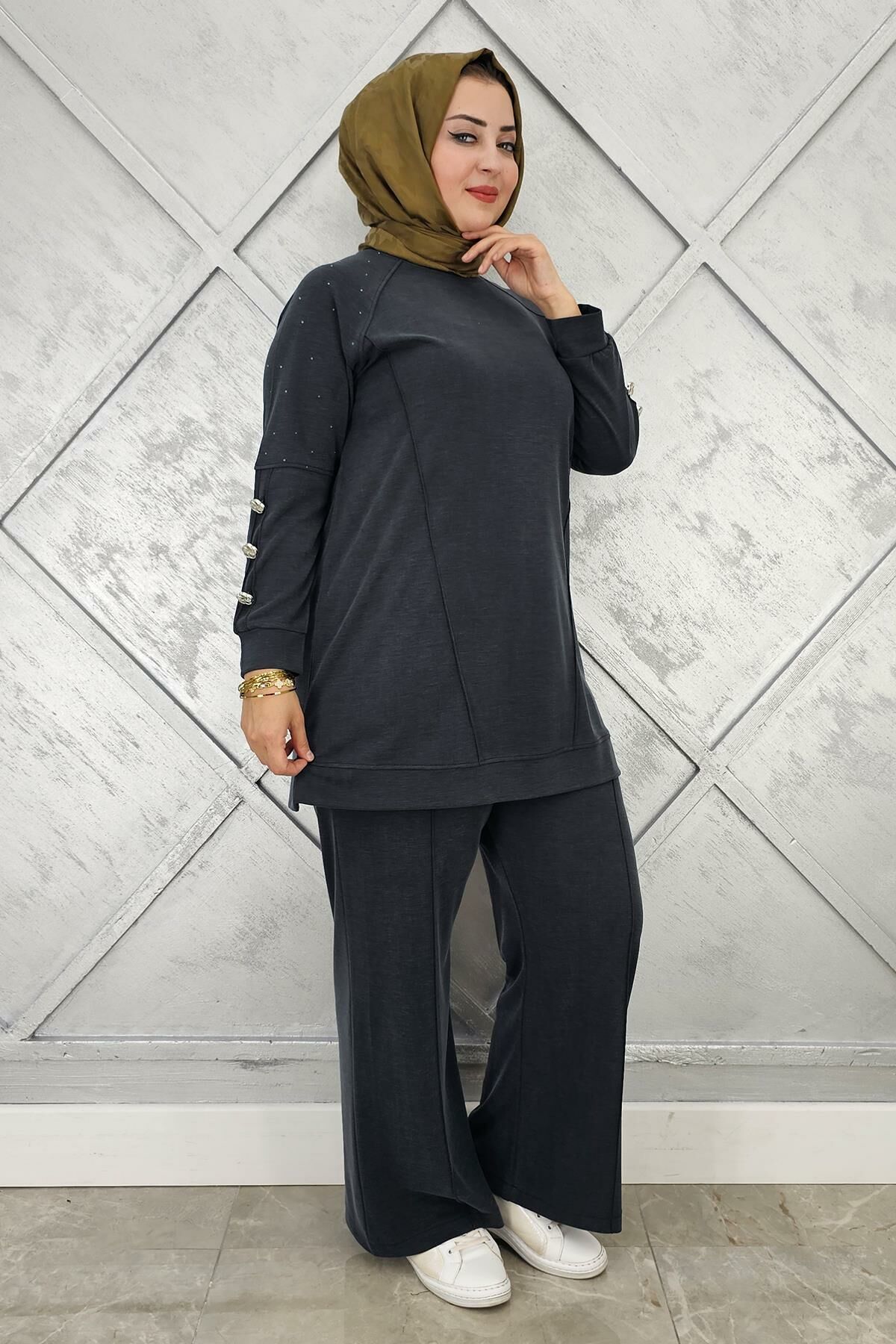 KADIN NERVÜR DİKİM DÜĞME DETAYLI TESETTÜR TAKIM SİYAH - 3 BEDEN