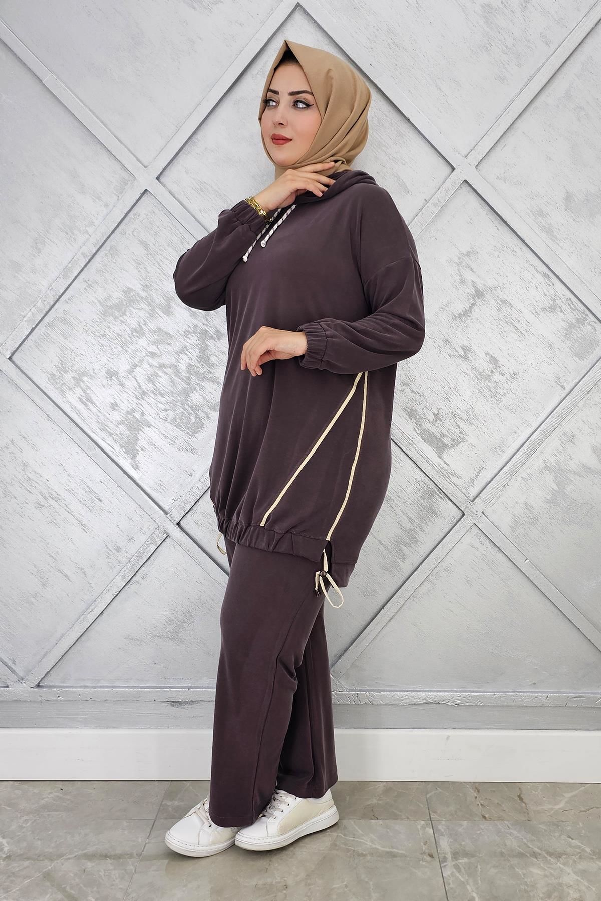 KADIN KAPÜŞONLU KOMBİNLİ TESETTÜR TAKIM KAHVERENGİ - 4 BEDEN