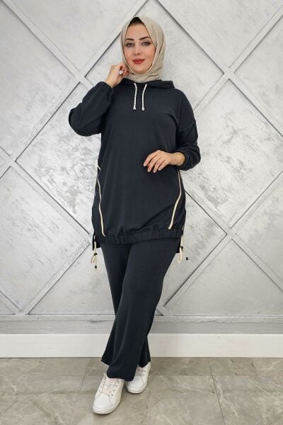KADIN KAPÜŞONLU KOMBİNLİ TESETTÜR TAKIM SİYAH - 2 BEDEN