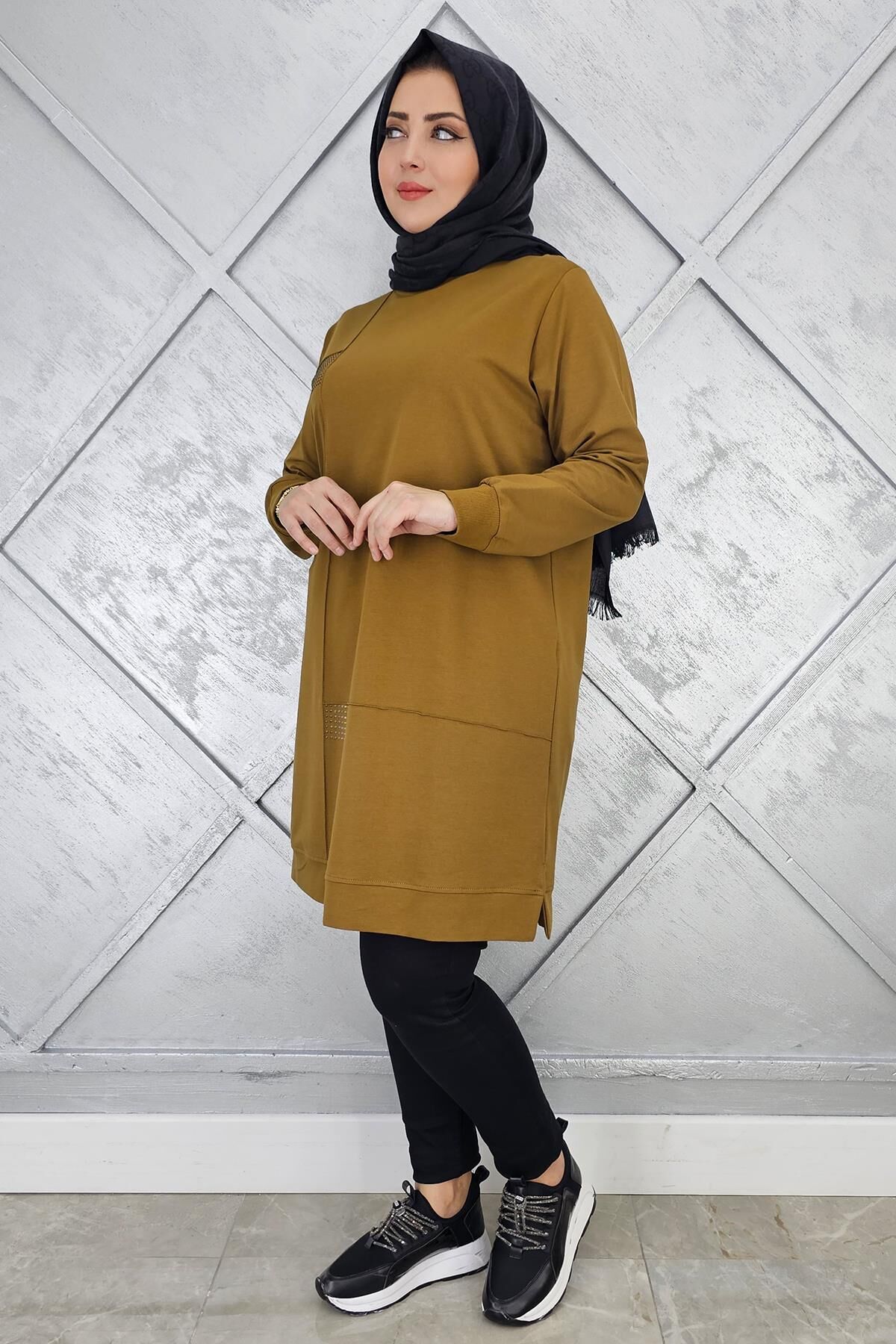 KADIN TAŞ YAPIŞTIRMALI TESETTÜR TUNİK YAĞ YEŞİLİ - 2XL