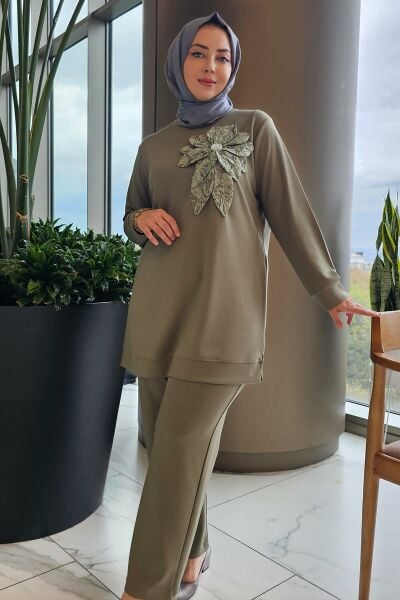 KADIN DİKME ÇİÇEK DETAYLI TESETTÜR TAKIM