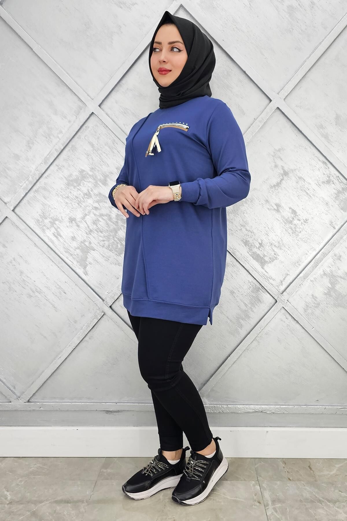 KADIN CEBİ KOMBİN VE AKSESUAR DETAYLI TESETTÜR TUNİK İNDİGO - XL
