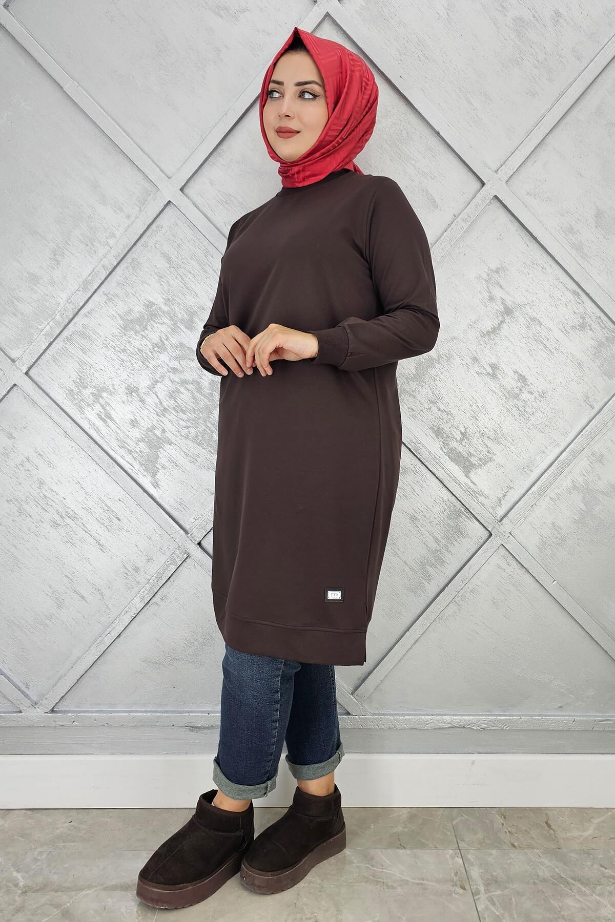 KADIN ETİKET DETAYLI TAKMA KOL TESETTÜR TUNİK KAHVERENGİ - 2 BEDEN