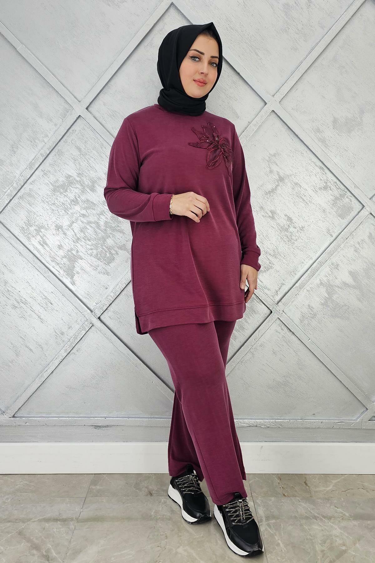 KADIN DİKME DETAYLI TESETTÜR TAKIM BORDO - 2 BEDEN