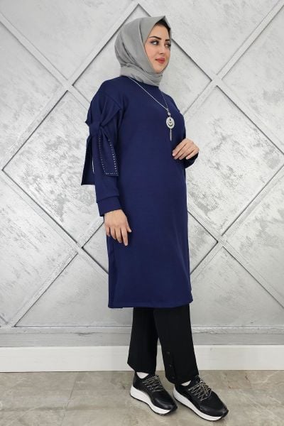 KADIN TAŞ VE KOLYE DETAYLI TESETTÜR TUNİK LACİVERT - 4 BEDEN